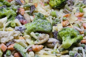 Акција на Агенцијата за храна: Поделени казни и забрани, а уништена е и храна во угостителски објекти покрај училишта