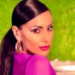 Во бикини среде ноември: Блазеси им на комшиите на Сузана Гавазова во Дојран