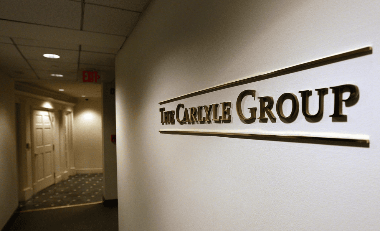 ФИНАНСИСКИОТ ГИГАНТ ОД САД ЗАИНТЕРЕСИРАН ЗА ЛУКОИЛ: Дали Карлајл ќе биде новиот сопственик на руската нафтена компанија?