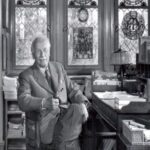 Јунг: „Никој не може да ја уништи психата на машкото дете како мајката“