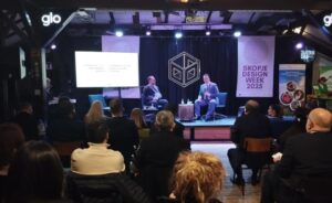 Николоски: Брза пруга до Солун, олеснување на постапката за изградба на хотели се дел од проектите за развивање на туризмот долж Коридорот 10