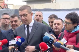 Мицкоски: 55.000 студенти ќе добијат по 15.300 денари за електронски уреди