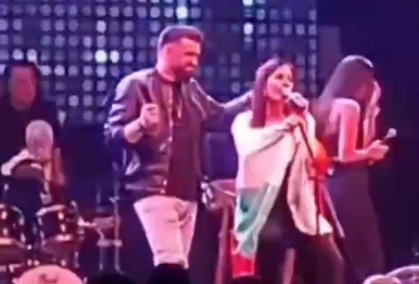 (ВИДЕО) ЦЕЦА ГО РАЗВЕА БУГАРСКОТО ЗНАМЕ ВО ВЕЛЕС: Концертот сопре по свирежите од публиката