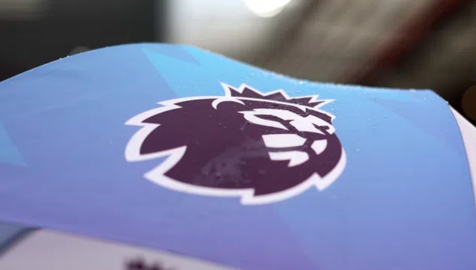 Шок во Англија: Фудбалски агент му вперил пиштол на фудбалер од Премиер – лигата