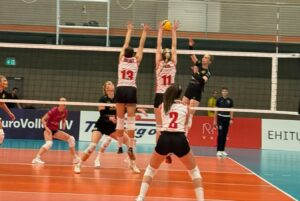 Почесна победа на одбојкарките на Работнички, струмичанки со втор пораз во Челинџ купот