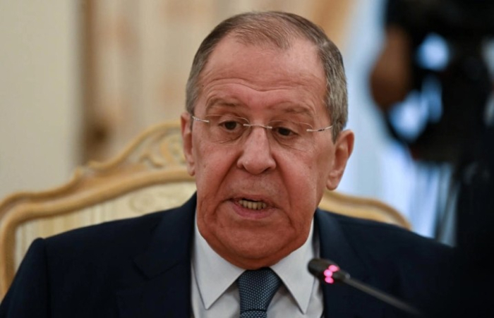 Лавров: Западот се обидува да ја преправи историјата