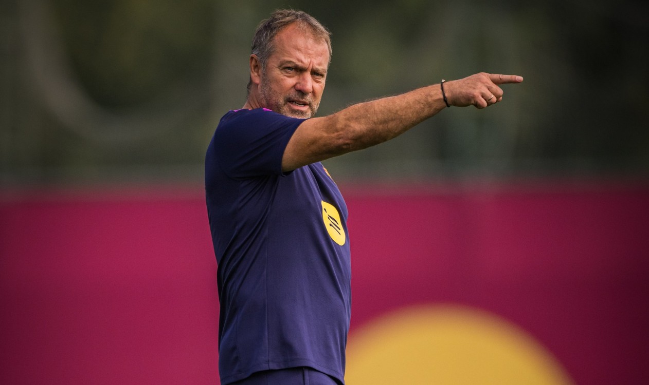 Флик ги израдува навивачите на Барселона, соопшти одлични вести пред големото враќање на „Камп Ноу“!