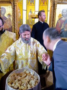 Албанскиот Архиепископ на средба со Папата