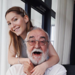 Емотивно видео: Ова го стори внуката на Зафир Хаџиманов во чест на својот дедо