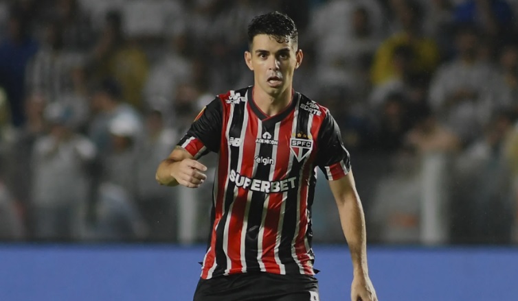 Поранешната ѕвезда на Челси колабираше на тренинг, можеби ќе ја заврши кариерата