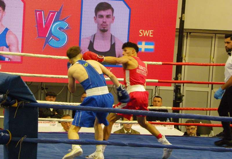 Сигурна победа на Ален Рустемовски во полуфиналето на „Златен гонг“, Англичаните и Молдавците обезбедија по три финалиња