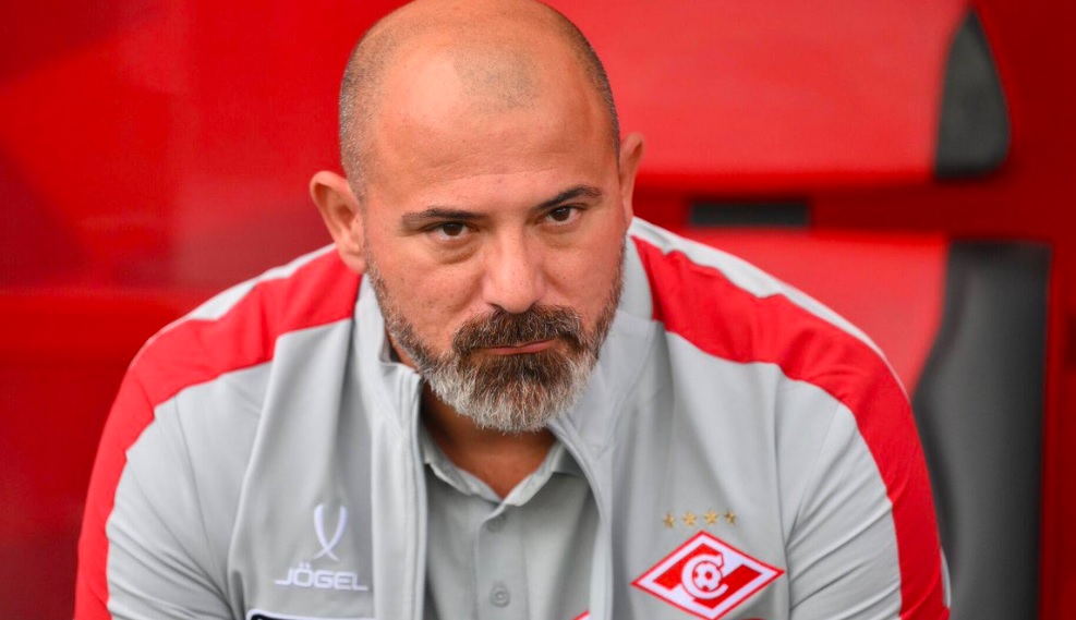 Спартак Москва се раздели со Дејан Станковиќ