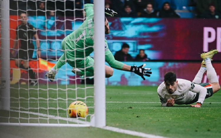 Педро Нето и Енцо Фернандез донесоа триумф за Челси (ВИДЕО)