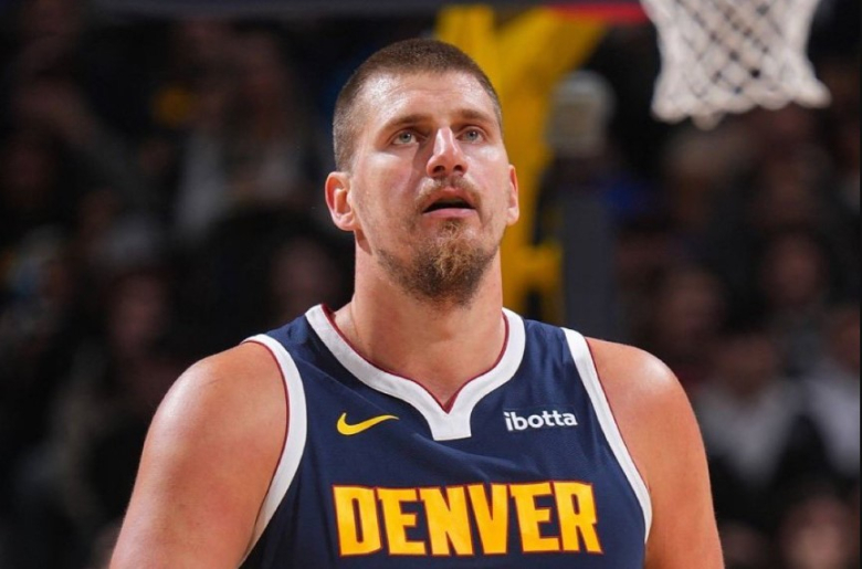 Јокиќ им одржа мастерклас на Клиперси со 55 поени