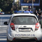 Во Велес се запалило возило во движење