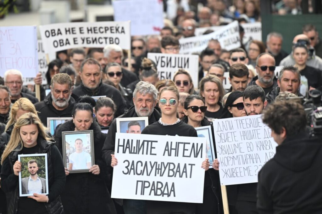 Родителите на загинатите од „Пулс“ на протест во Скопје во сабота: Болката е наша, но борбата е за сите нас!