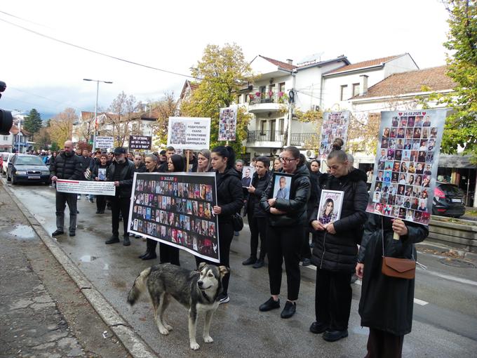 Семејствата на жртвите од трагедијата во „Пулс“ се сретнаа со обвинителите