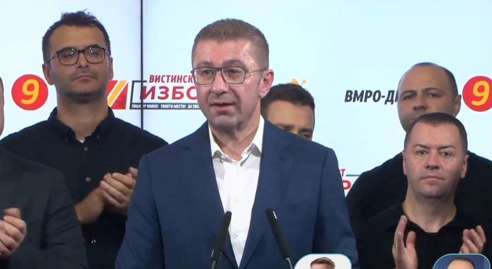 Мицкоски: Ова е победа на напатениот народ и неговите соништа за кои се бориме