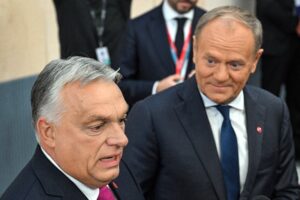 Орбан му порача на Туск да си ја гледа својата работа