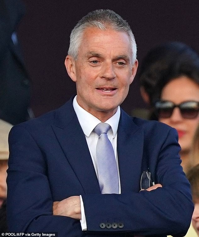 Доналд Трамп со ултиматум до BBC: Тужба од милијарда долари поради монтиран говор и скандалозен документарец ги турна директорите во оставка