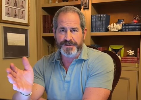 4 работи што треба да ги одбегнувате по 40. година ако сакате да останете здрави: Тврдење на познат кардиохирург!