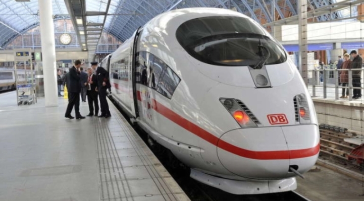 ЕК усвои планови за развој на брзи железници и за инвестиции во еколошки горива