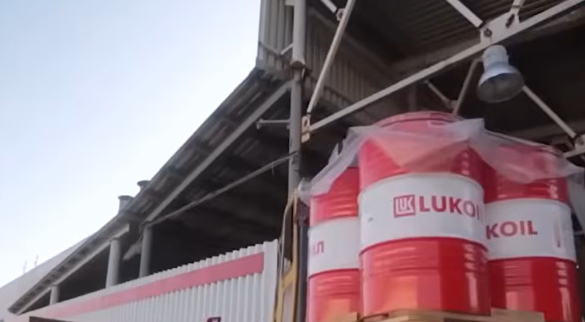 Американскиот нафтен гигант „Шеврон“ размислува за купување на имоти на „Лукоил“?