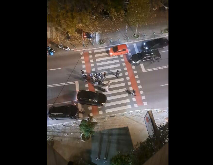 МВР потврди – Жена прегазена на пешачки премин кај „Јосип Броз Тито“, возачот избегал