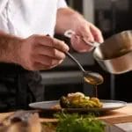 Македонски готвач во ресторан во Сплит: „Овде или блескаш или гориш“