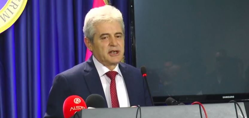 ВЛЕН: Со еден глас, Албанците го запечатија крајот на ерата на Ахмети!