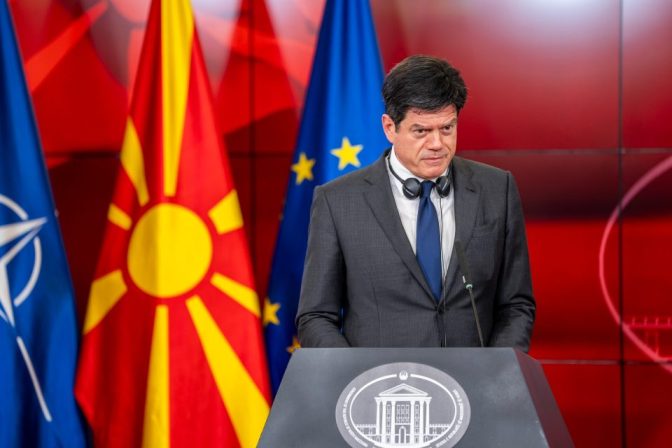 Евроамбасадорот Рокас во Собранието го презентира извештајот за напредокот на Македонија кон ЕУ