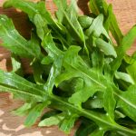 Шест лиснати зеленчуци, кои можат да ти го спасат животот