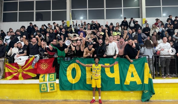 Спектаклот е во Свети Николе: Работнички и МЗТ можат да сонуваат за ваква атмосфера (ВИДЕО)