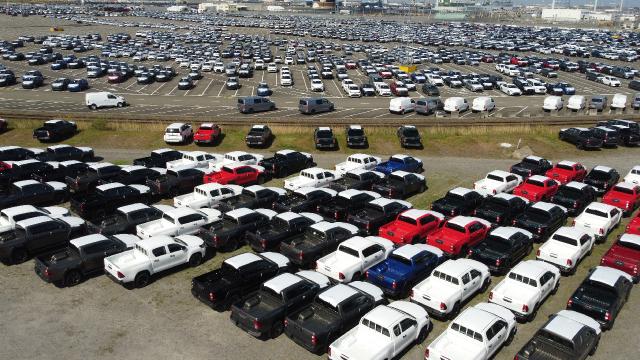 Повеќе од 5000 возила запленети од пијани возачи во Русија префрлени на фронтот во Украина