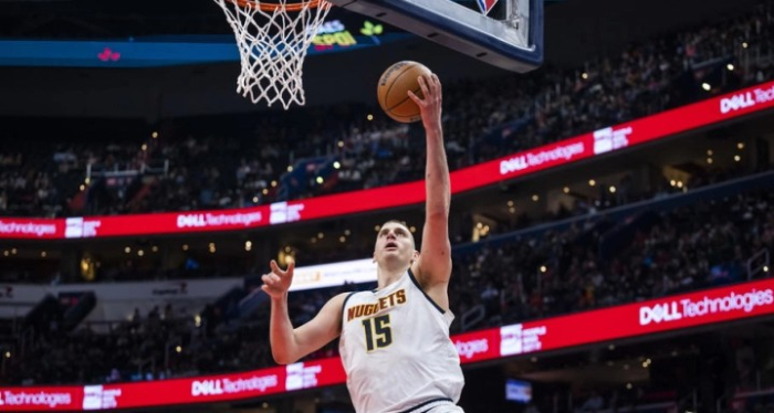 Јокиќ постигна 55 поени во триумфот на Денвер против Клиперс