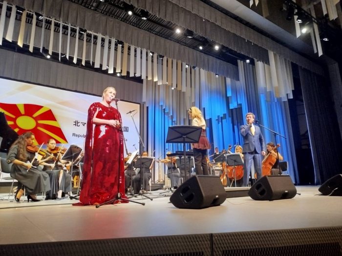 АНА ДУРЛОВСКИ ЗА МИА: Мојата кариера во една сцена? Тоа е Аркел во „Пелеас и Мелисанда“ – смирен поглед кон темното, длабоко и мирно море, над чија површина се надзираат мали светленца