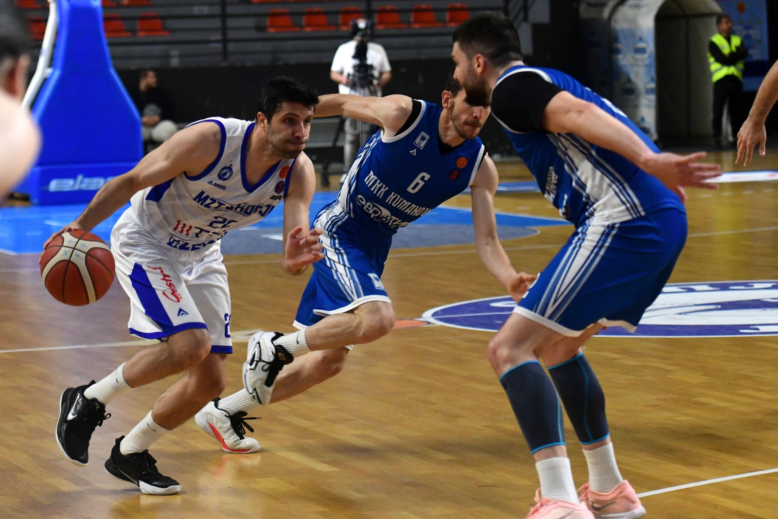 Скопска лига: Суперлигашите сите мечеви од петтото коло ќе ги одиграат во – главниот град!