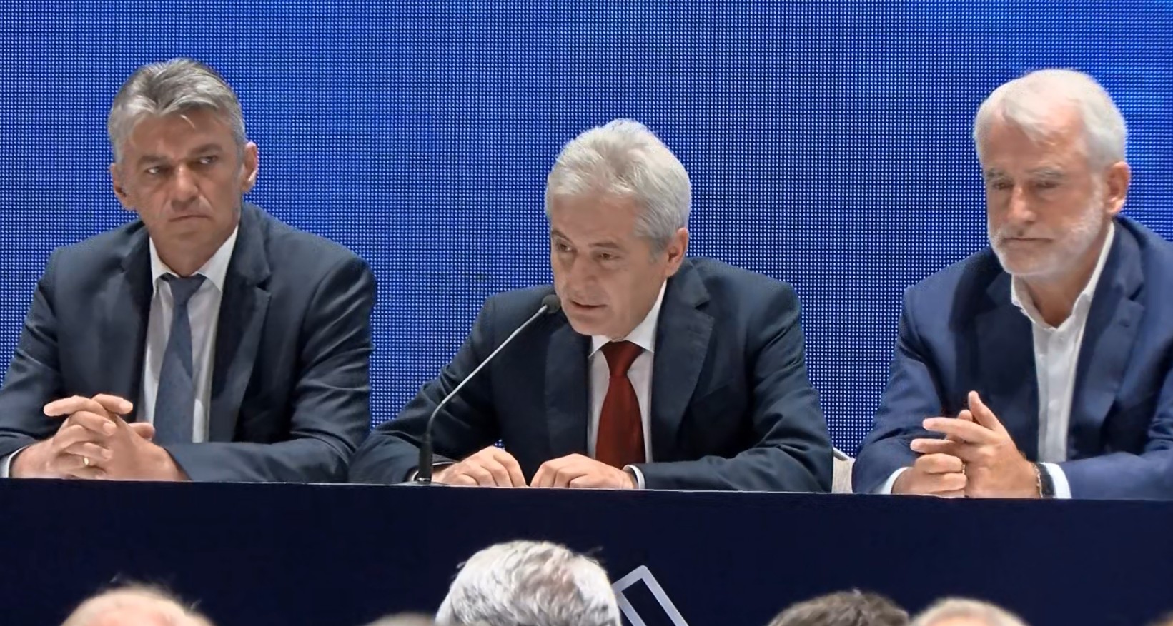 Повторените избори во Врапчиште и Гостивар ќе го претумбаат албанскиот блок