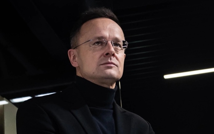 СИЈАРТО: Тоа е лудо, во Украина постои воена мафија и корумпиран систем, а Фон дер Лајен планира да испрати уште 100 милијарди евра