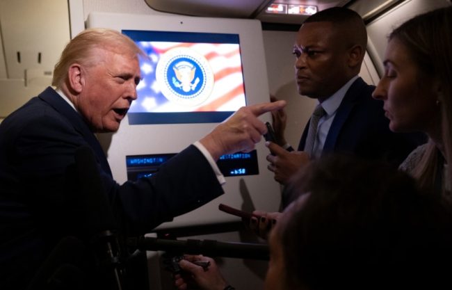 ТРАМП Е МНОГУ ИСКРЕН ЧОВЕК, РЕЧЕ БЕЛАТА КУЌА ОТКАКО ТОЈ ЗА ЕДНА НОВИНАРКА КАЖА ДЕКА Е СВИЊА