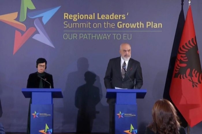 КОС: Вашиот дом Европа ве чека, вие сте дел од Европа, ние едноставно мора да го направиме ова за да станете земји-членки на ЕУ