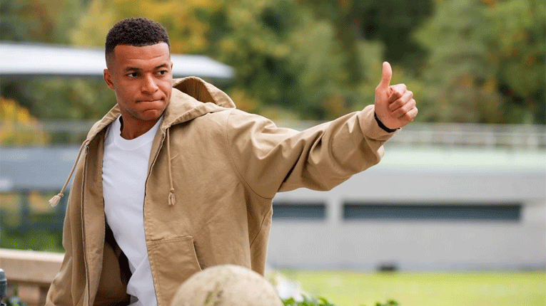 Сега и ПСЖ го тужи Мбапе: Бараат од него 180 милиони евра за пропаднат трансфер