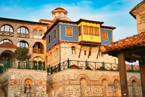 Митрополитот Кирил од Вселенската патријаршија, со благослов на Митрополитот Георгиј ќе служи во Рајчица