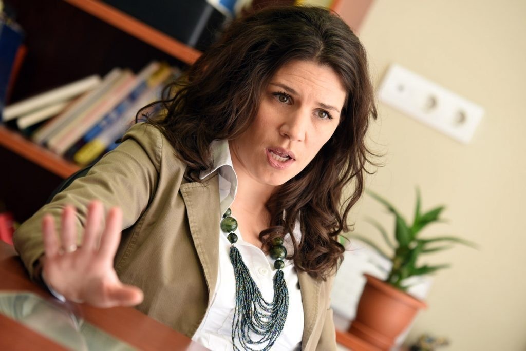 АДВОКАТКАТА ЈОШЕВСКА АНАСТАСОВСКА ЌЕ БИДЕ ДЕЛ ОД ОДБРАНАТА ВО ПРЕДМЕТОТ ЗА ПОЖАРОТ ВО КОЧАНИ: „Судот не ја заштитува правдата, туку ја посрамотува“