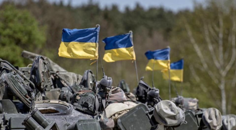 Џонсон: Европа би ја нападнала Русија, но нема оружје за тоа