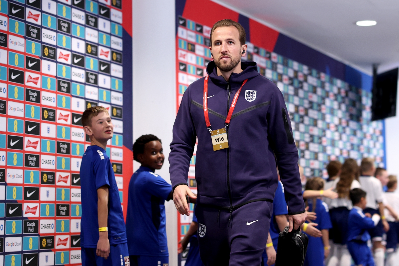 Англичаните малку претеруваат: Со гол против Албанија, Кејн ќе застане во редот со Пеле