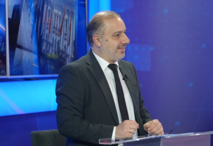 ЦАРИНАТА ЗАПЛЕНИЛА 2.500 ИНФУЗИСКИ МЕДИЦИНСКИ СЕТА: Игли, шприцеви, канили и системи за инфузија