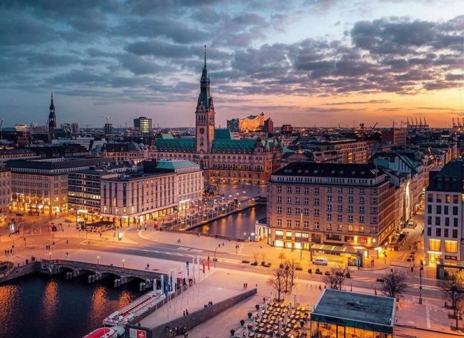 ДИВА ФОРМА НА ДЕТСКА ПАРАЛИЗА ПРОНАЈДЕНА ВО ПРИМЕРОК ОД КАНАЛИЗАЦИЈА ВО ХАМБУРГ