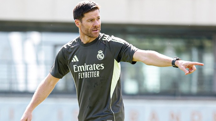 Изненадување: Реал тргнува по Босанец кој има четири месеци професионален фудбал!