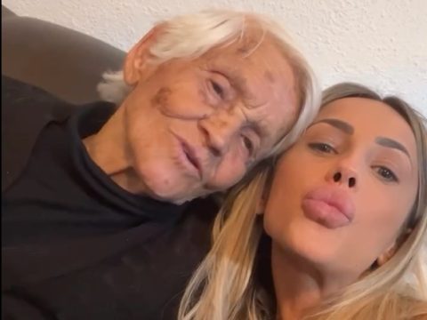 Марија Луиса му славеше роденден на својот идол: Песна, прослава, торта и свеќички со бројка „за машала“! (ВИДЕО)